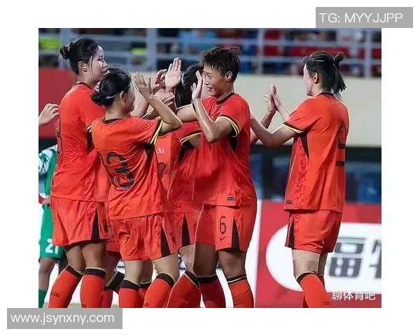 马来西亚女足迎战新加坡队力争在友谊赛中展现实力与风采